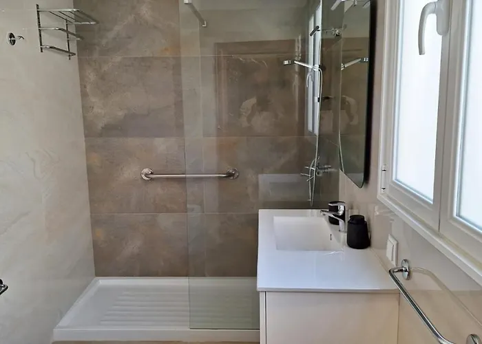 Theo's House 公寓 *