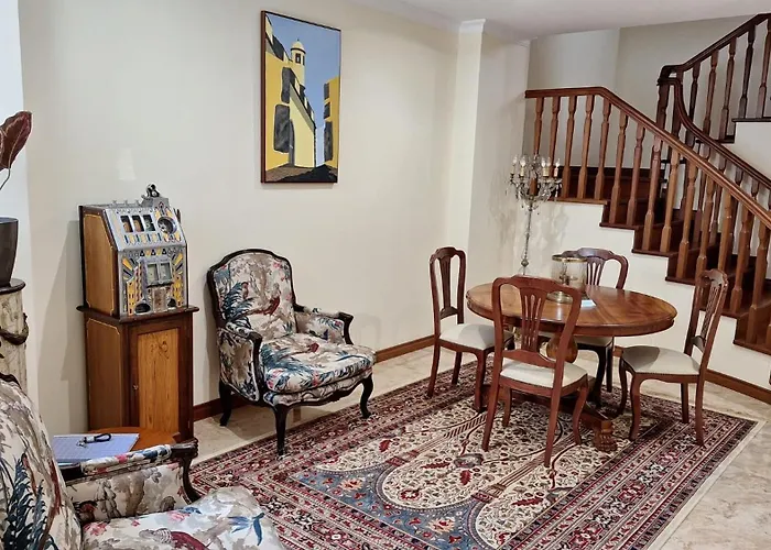 Theo's House * 丰沙尔